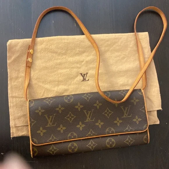 Louis Vuitton pochette twin gm monogram bag - Picture 2 of 12